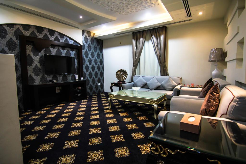 Rest Night Serviced Apartments- Alhamra Riyadh Rum bild A private suite at the airport