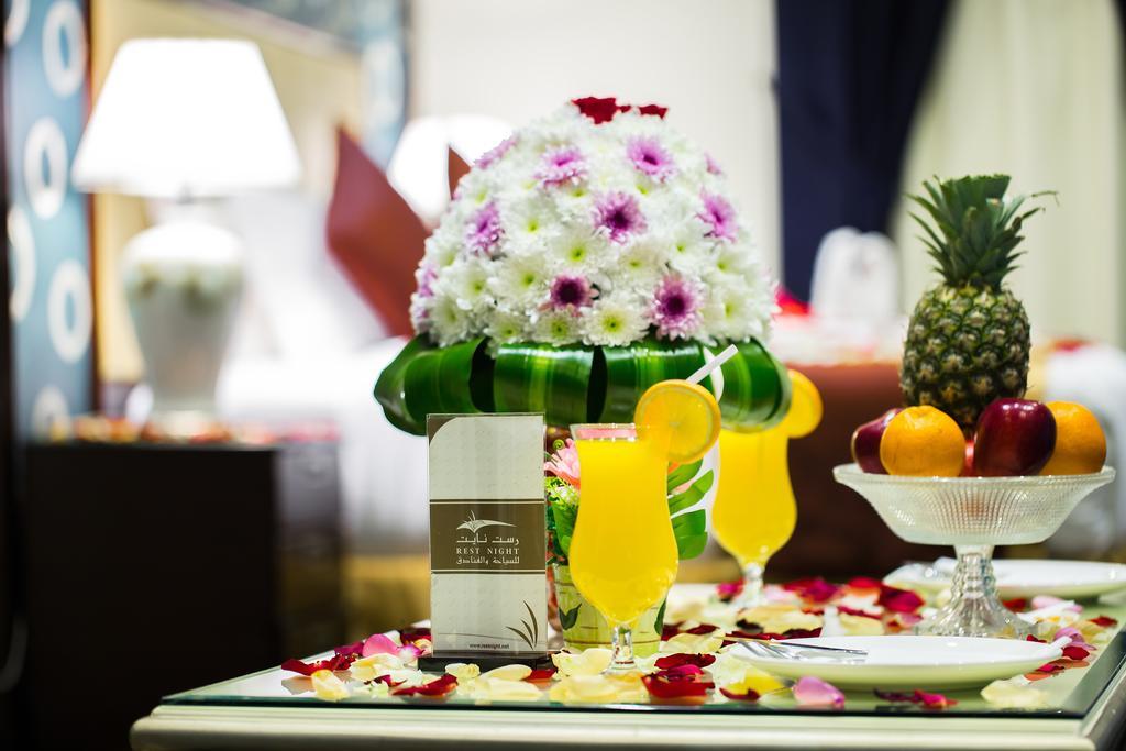 Rest Night Serviced Apartments- Alhamra Riyadh Exteriör bild A fruit basket